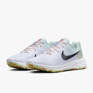 Nike Women's Revolution NN PRM - Size 11 - White/DK Smoke Grey NIB